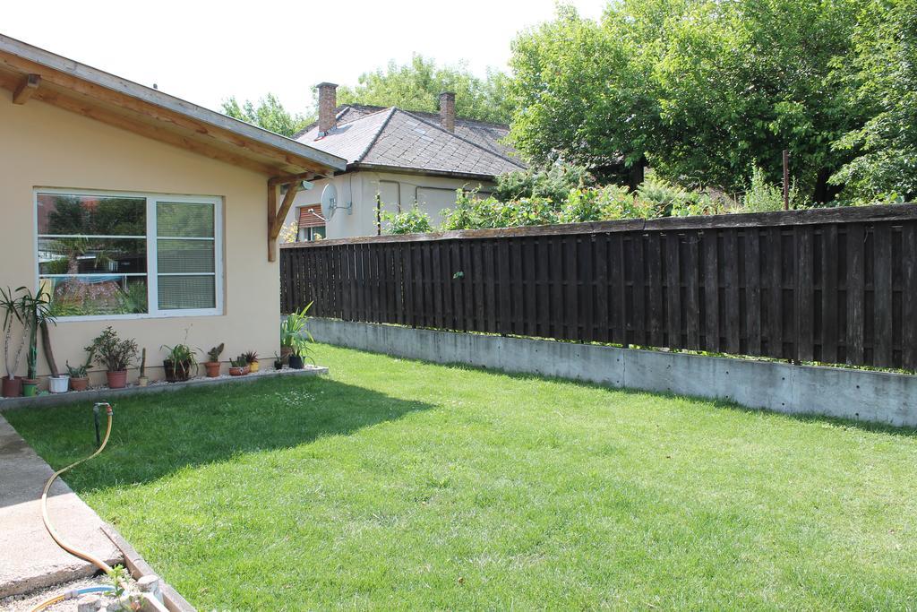Bestapartman Balatonboglár Δωμάτιο φωτογραφία